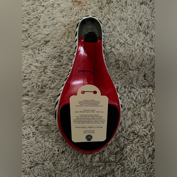 Zebra High Heel Wine Bottle Holder - Picture 2 of 7